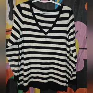 Black and White Striped Sweater Torrid Size 1 Lightweight